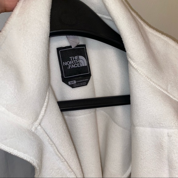 The North Face White Denali Fleece Jacket - Picture 5 of 6